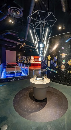 根上いん石の展示