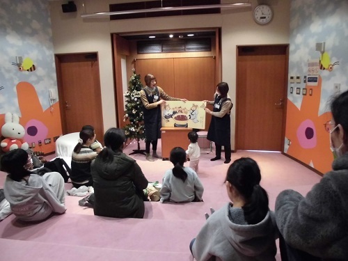 おはなし会の様子