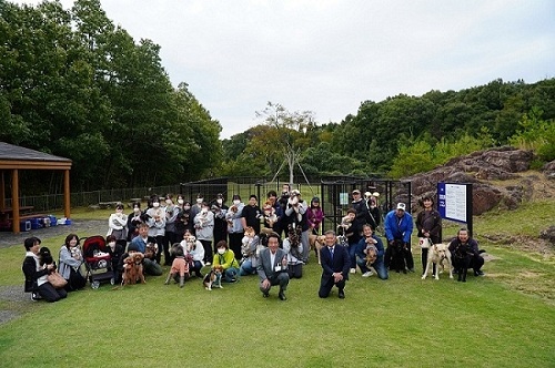 寄り道パーキング和気の岩ドッグラン