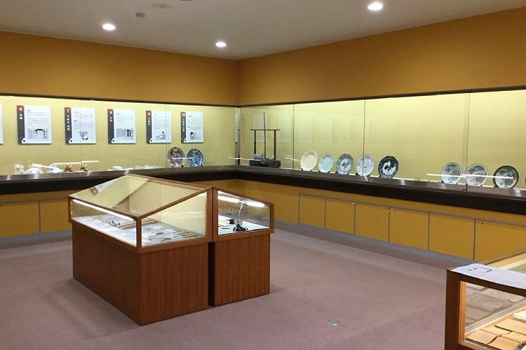 黄色の間の様子