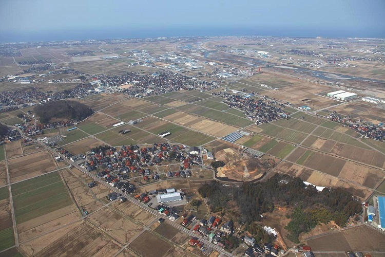 空から見た秋常山古墳群の様子