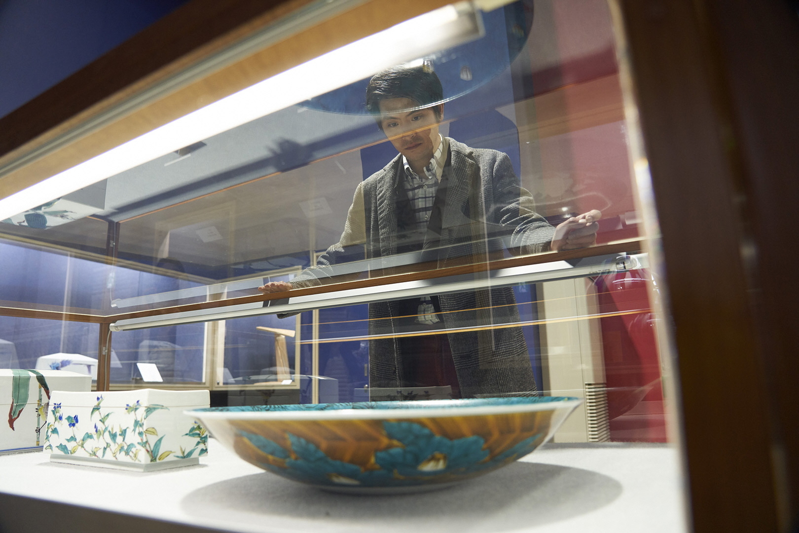 紫陽花瓜紋大額盤 吉田屋窯 江戶時代後期02